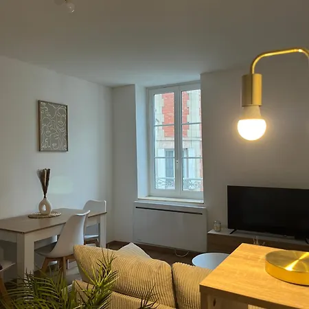 Appartement Chill & Confort Saint-Dizier Buitenkant foto